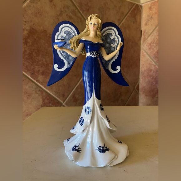 Blue Willow Angel Blessings for a Safe Passage - Picture 1 of 8